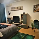 Ummagumma Studio Apartment